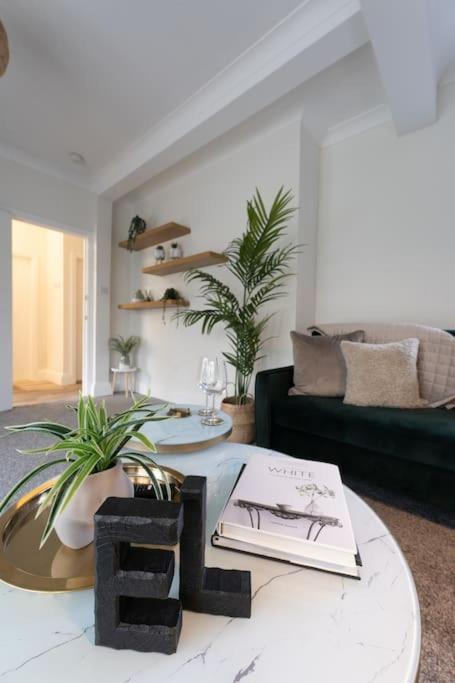 Evergreen Lodge-Wyndale-4Br Wparking Bham Nec Birmingham Dış mekan fotoğraf